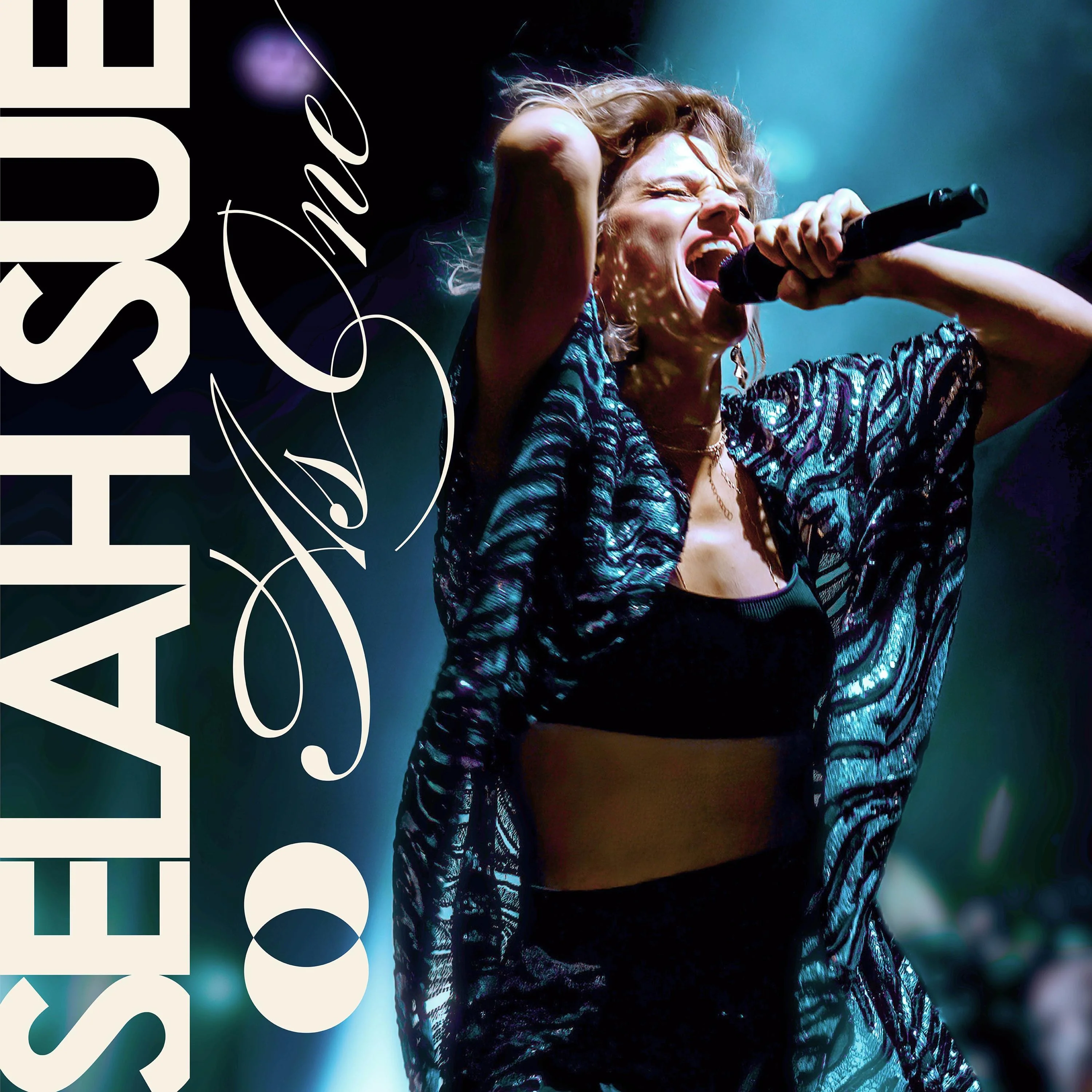 As One (CD + Blu-Ray) - Image 2