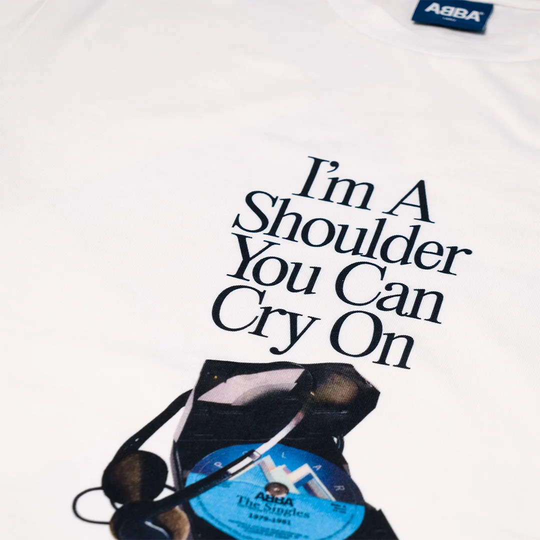 CD Player (Store Exclusive The Singles T-shirt) - Image 2